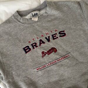 Lee Gray Braves Crewneck Sweatshirt